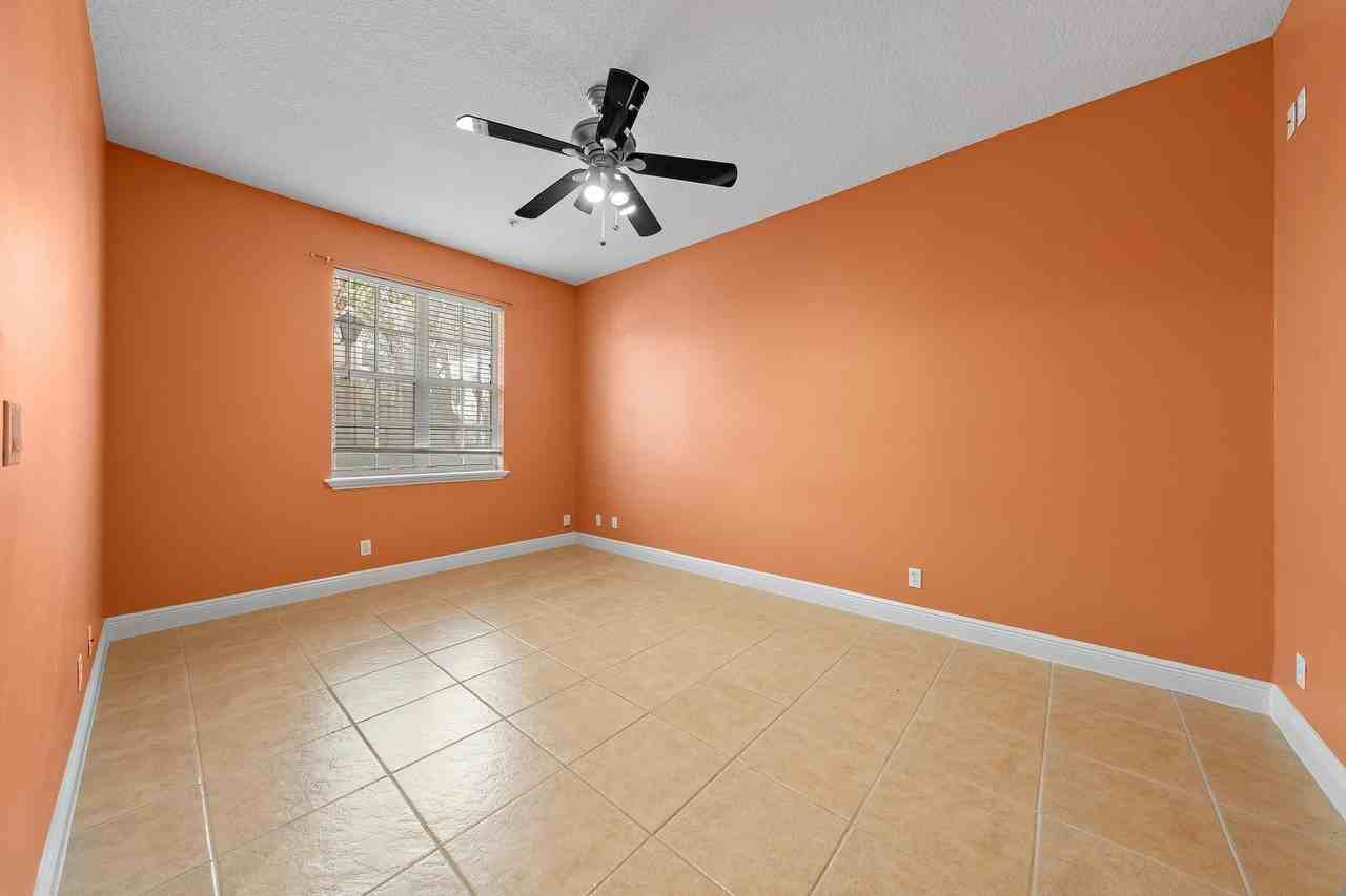 145 Morning Dew Cir - Photo 2 of 22