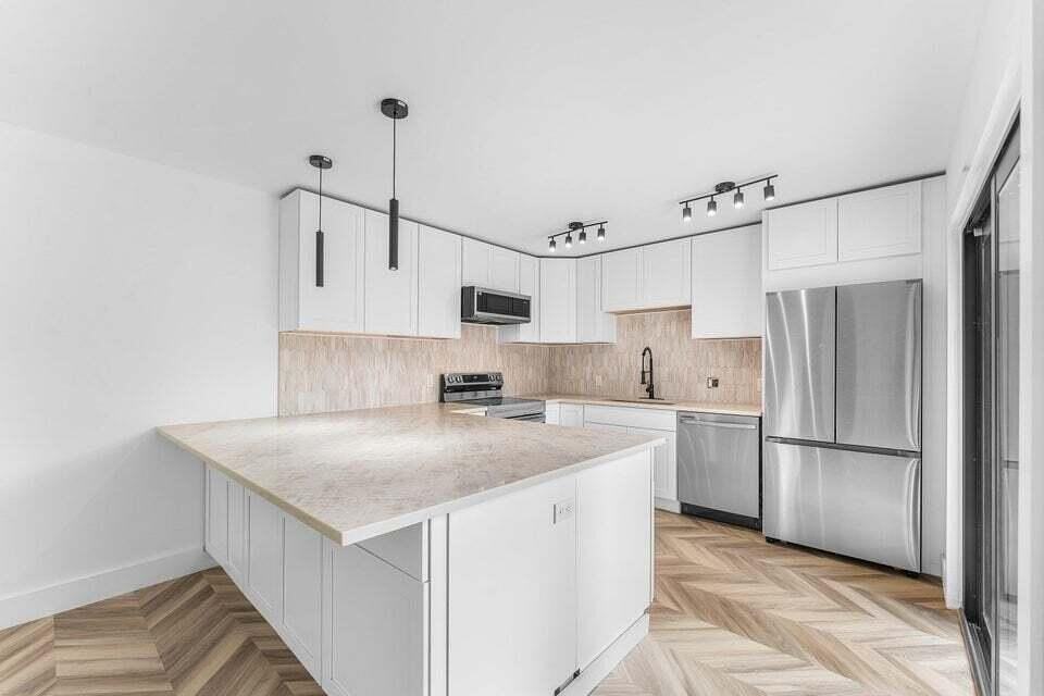 3007 San Clara Dr #5B - Photo 5 of 17