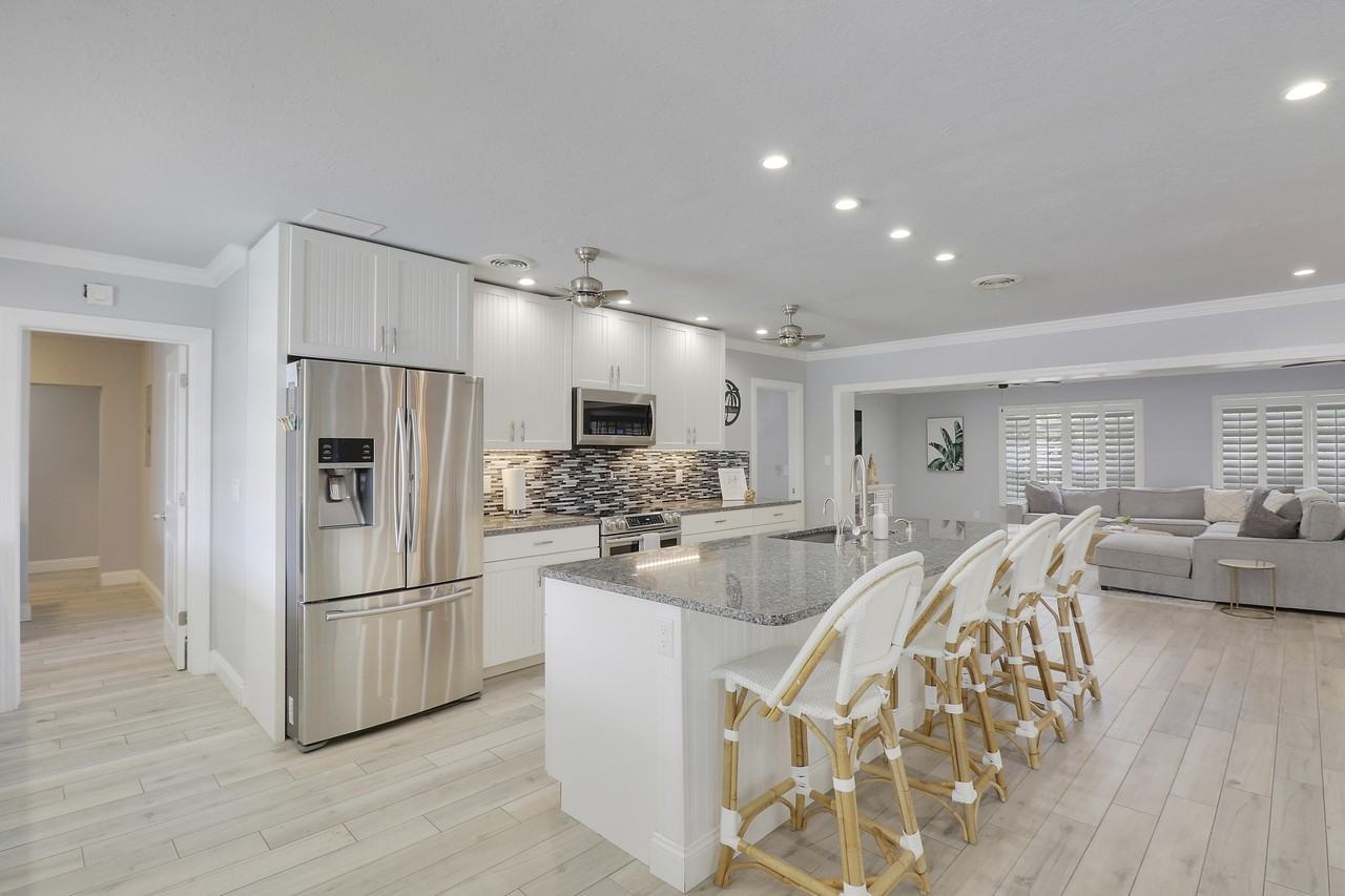 425 Marlin Rd - Photo 5 of 50