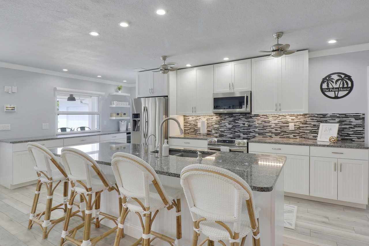 425 Marlin Rd - Photo 7 of 50