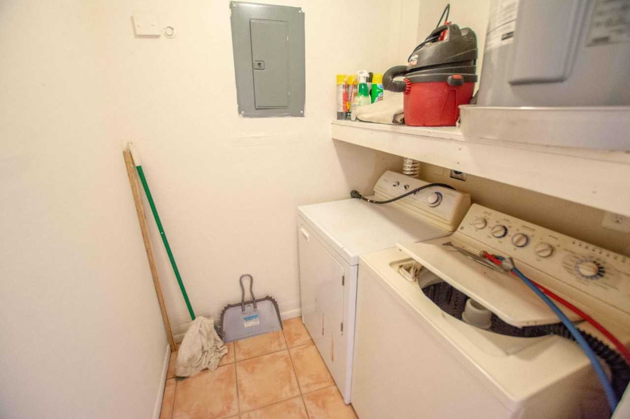 3962 Roan Ct W - Photo 3 of 14