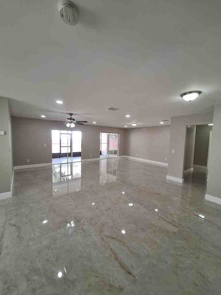 9219 Sw 1st Pl - Photo 3 of 22