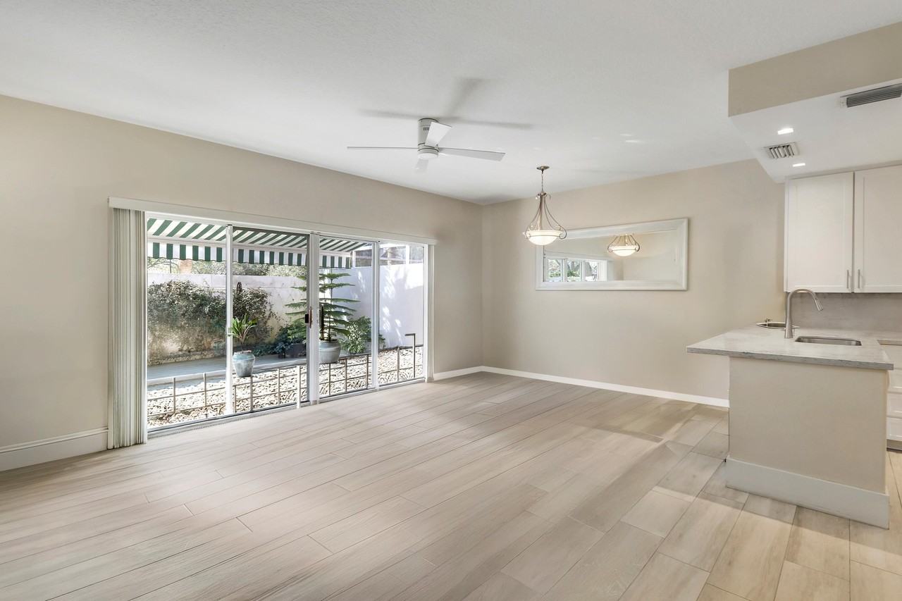 6 Oakleaf Ct - Photo 7 of 32