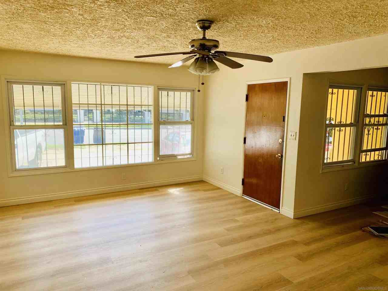 445 J St - Photo 7 of 23