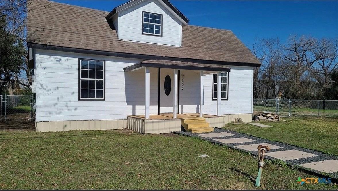 205 E Martin Luther King Jr Blvd - Photo 2 of 14