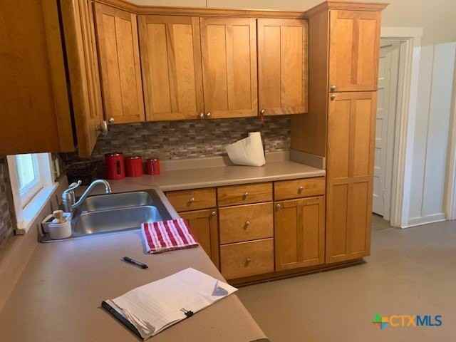 5804 San Marcos Hwy - Photo 6 of 7