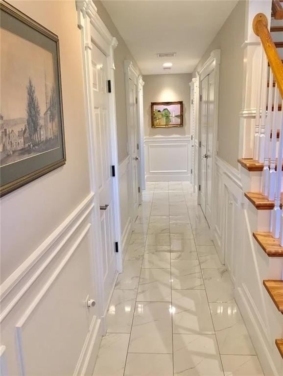 307 Corey Ln - Photo 3 of 28