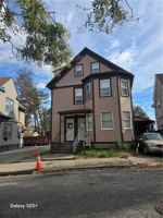 featured image of 28 Verndale Ave Unit 2a