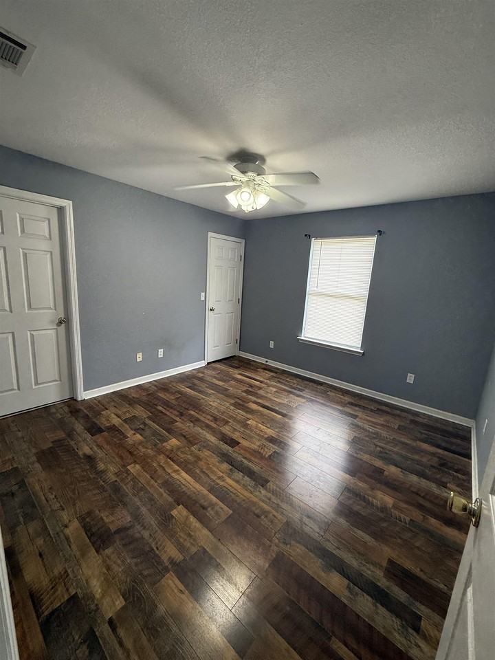 36 Evans Ave - Photo 3 of 10