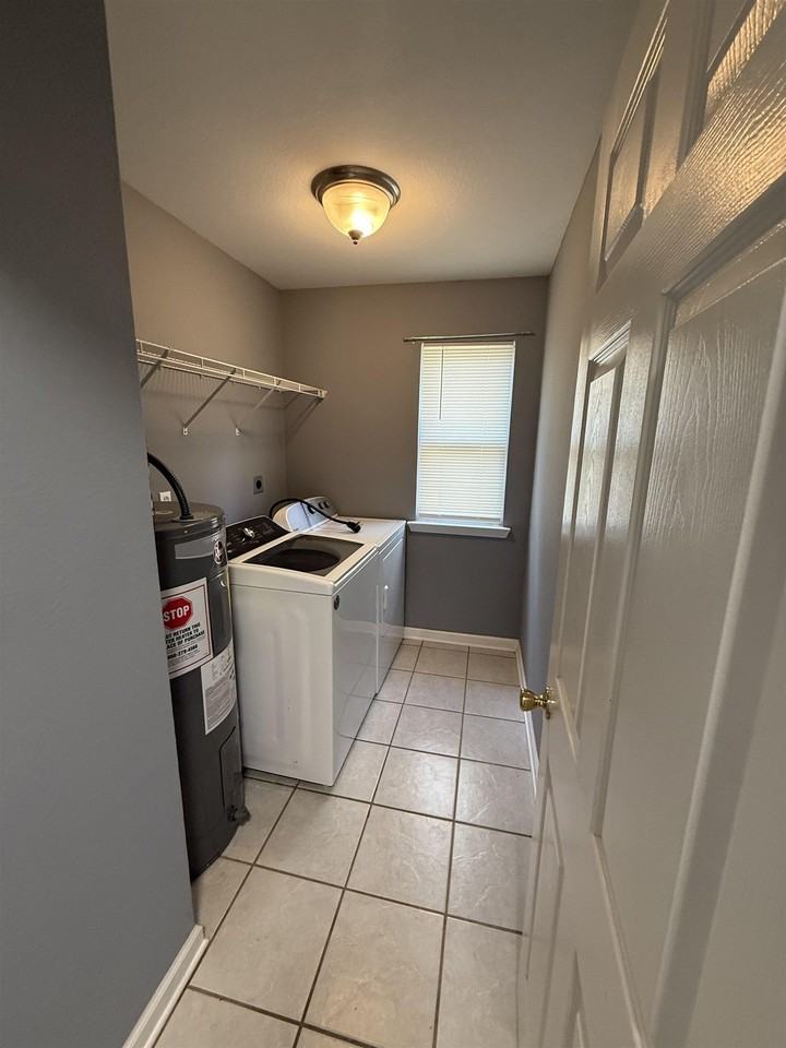 36 Evans Ave - Photo 5 of 10