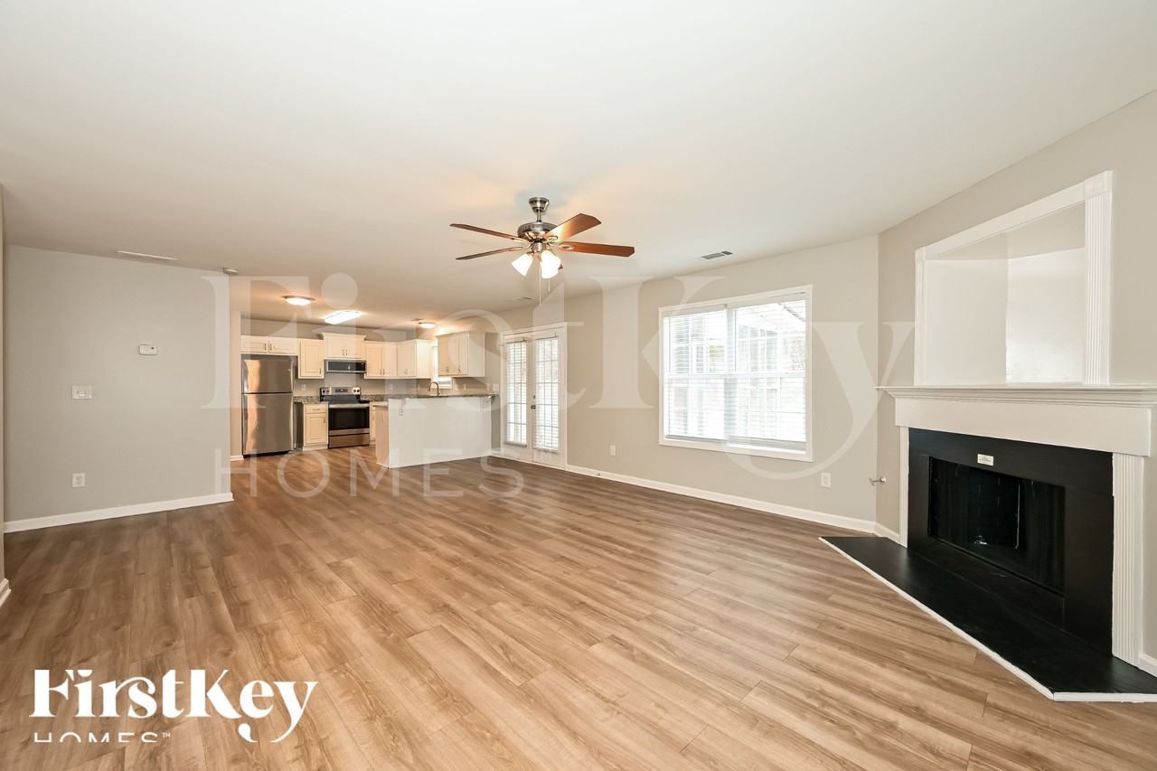 158 Shadowbrooke Cir - Photo 4 of 19