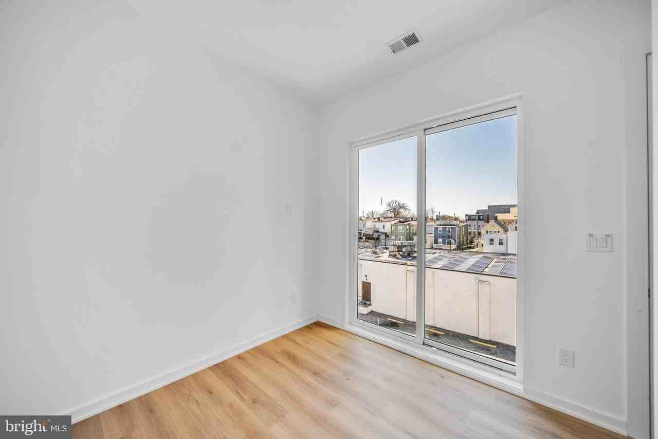 710 Kennedy St Nw Unit 5 - Photo 4 of 22