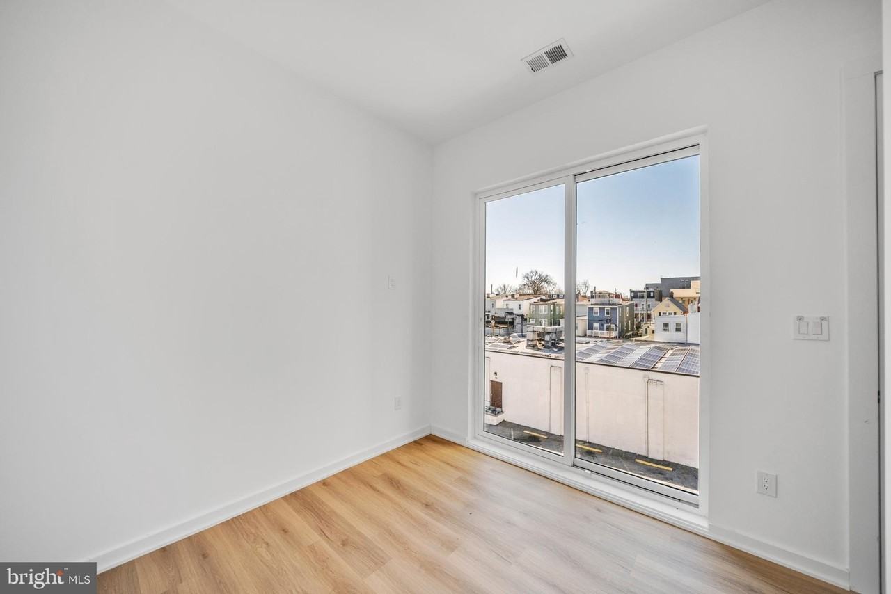 710 Kennedy St Nw Unit 22 - Photo 4 of 22