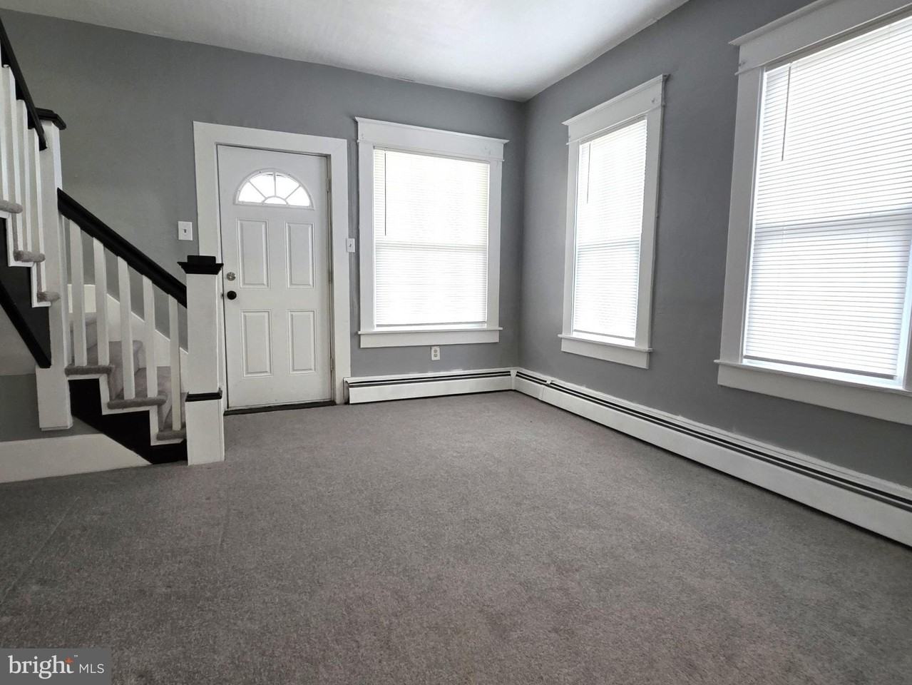 2 E Milby St - Photo 3 of 27