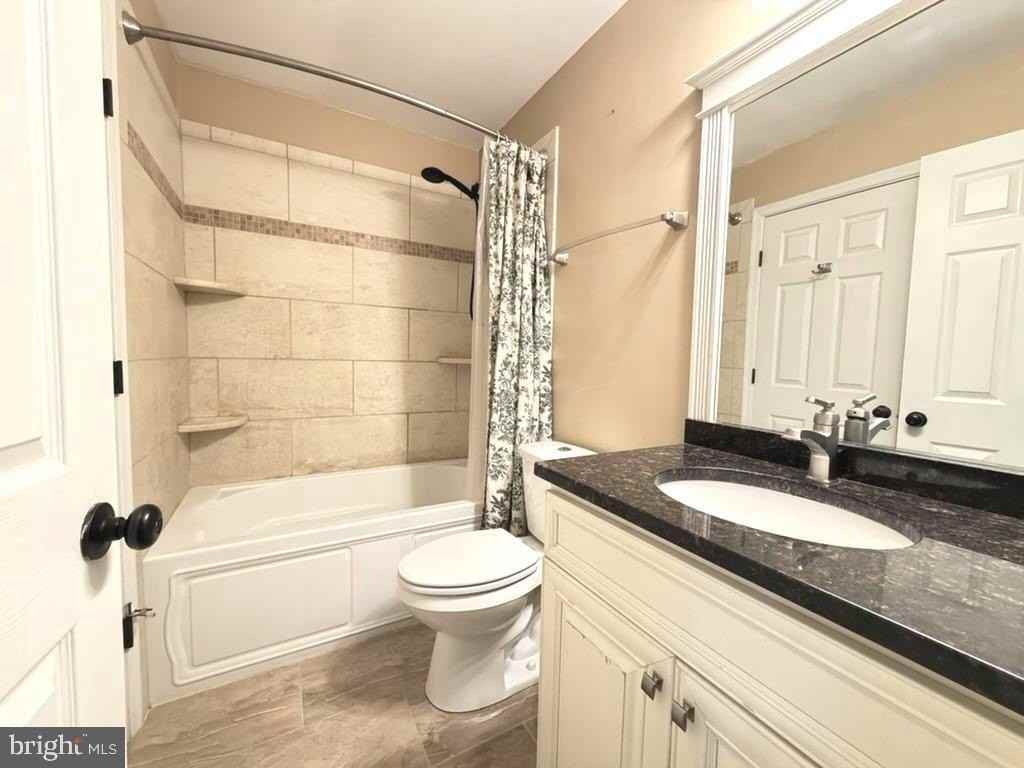 249 Edge Creek Ln - Photo 7 of 15