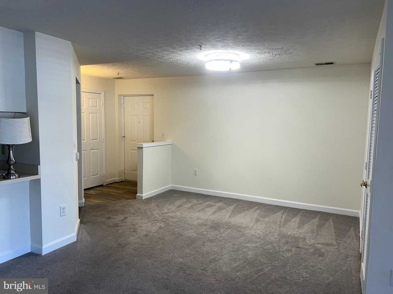 625 Admiral Dr Unit 205 - Photo 7 of 26