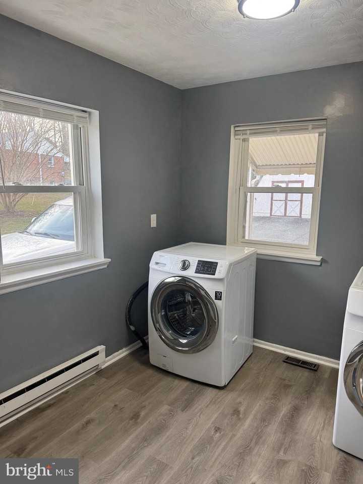 11500 Philadelphia Rd - Photo 7 of 9