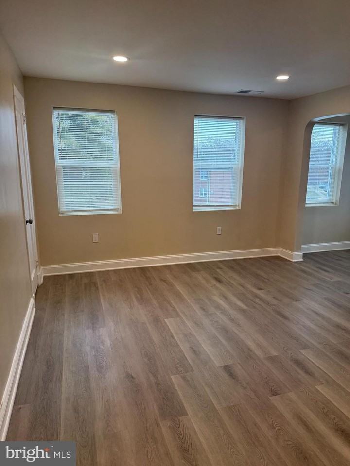 1730 Aberdeen Rd Unit 2 - Photo 2 of 8