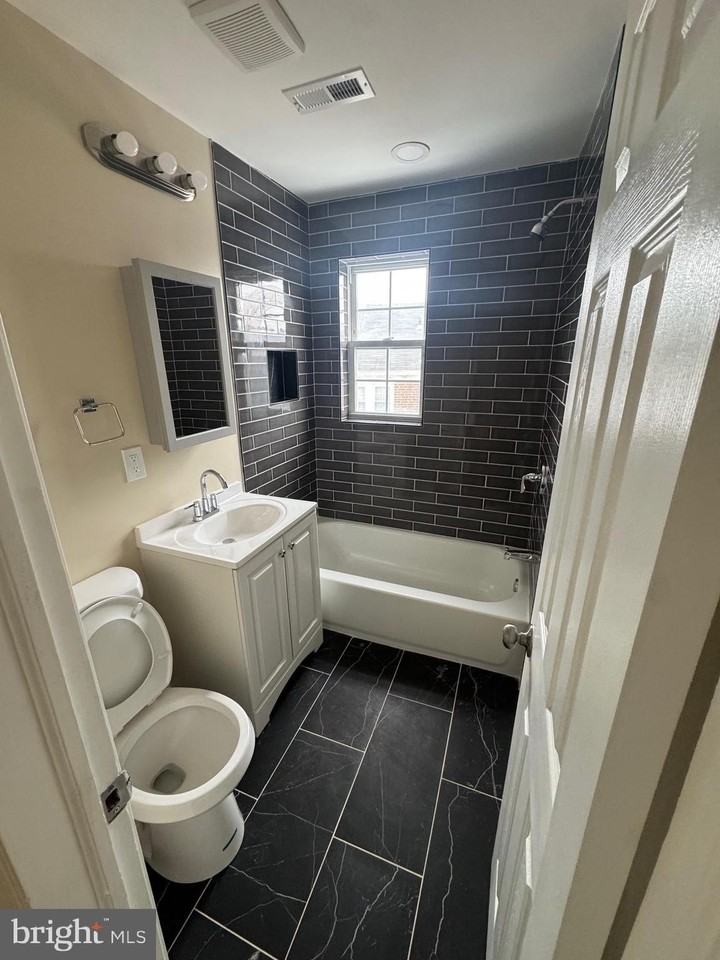 1730 Aberdeen Rd Unit 2 - Photo 6 of 8