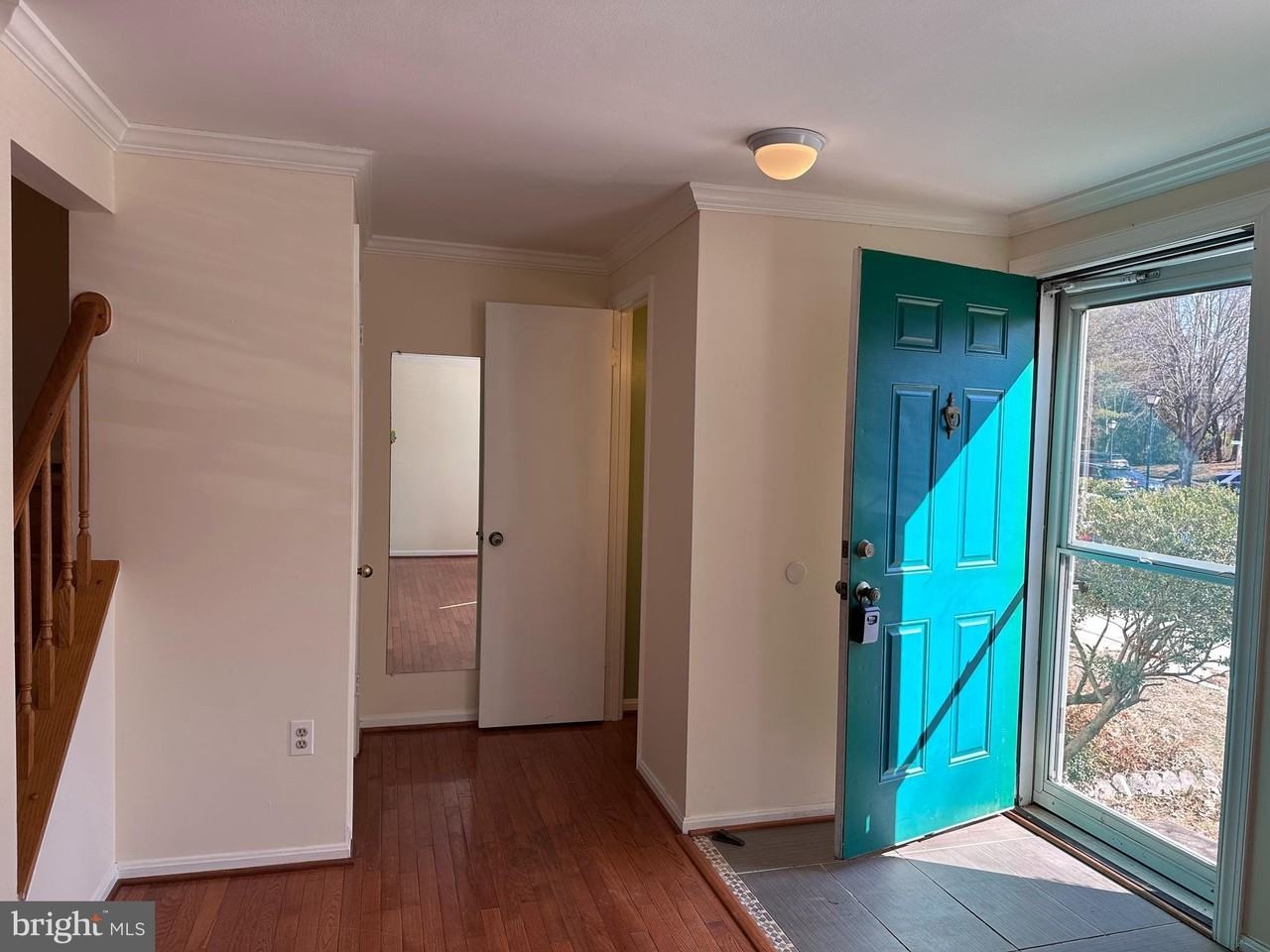 10523 Polk Square Ct - Photo 3 of 31