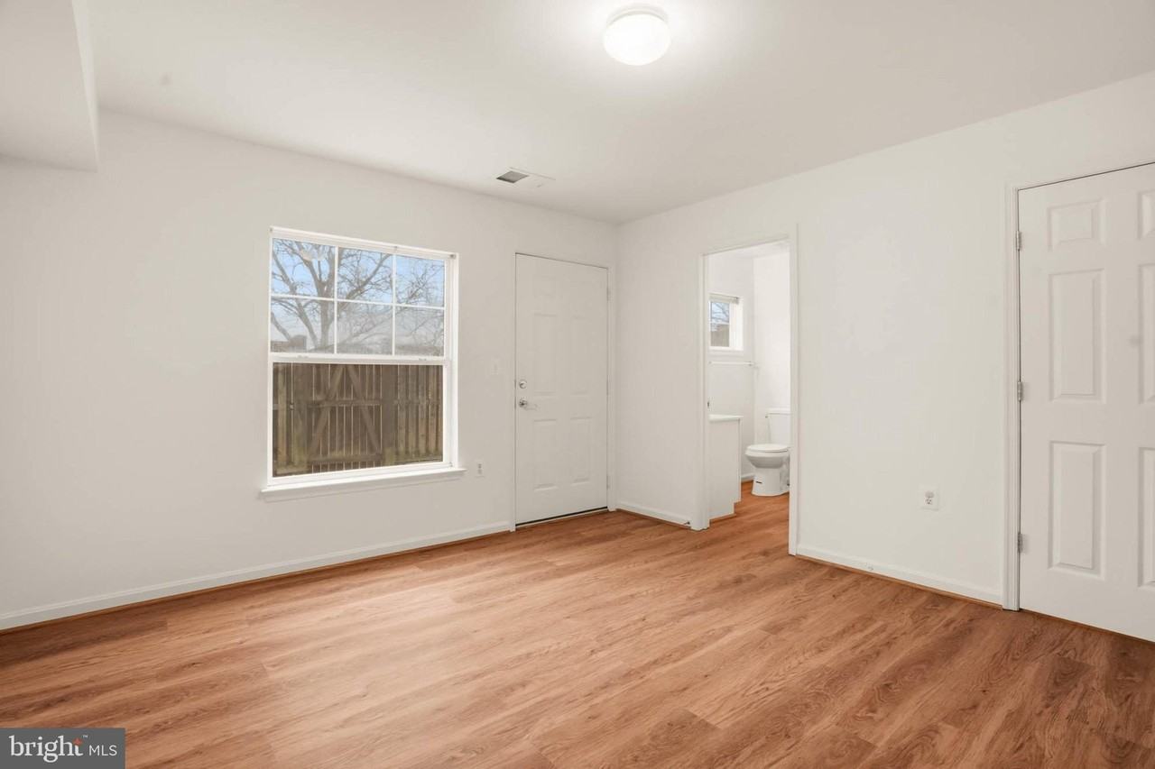 108 Moore Dr - Photo 5 of 30