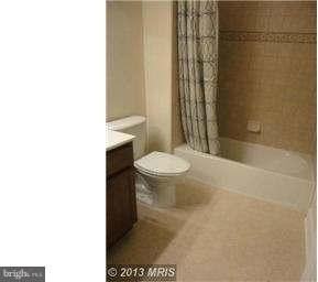 13504 Waterford Hills Blvd - Photo 7 of 8