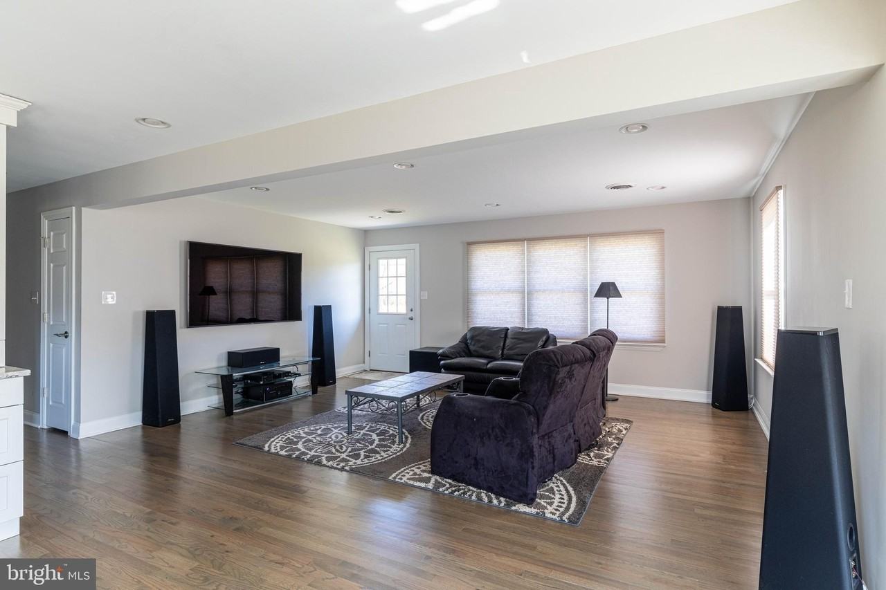 303 Eayrestown Rd - Photo 7 of 18