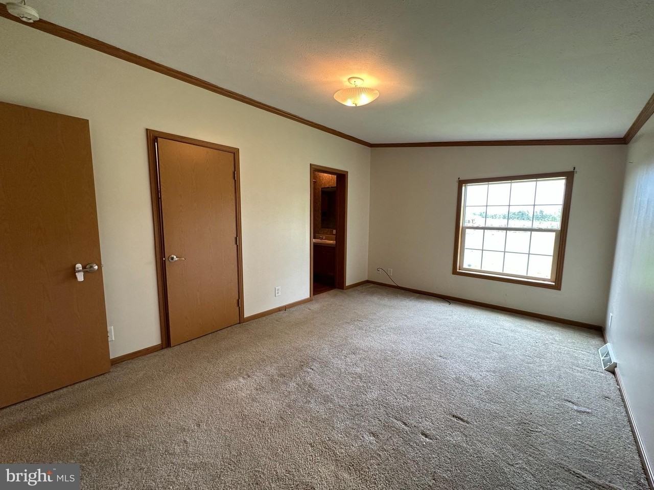 3073 Table Rock Rd - Photo 6 of 16