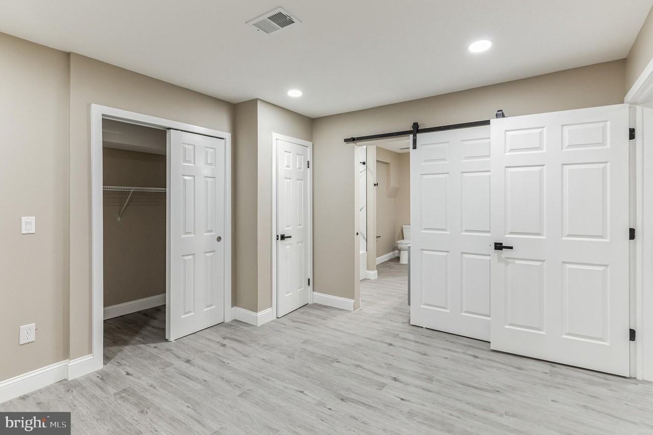 314 Madison St Apt 205 - Photo 3 of 8