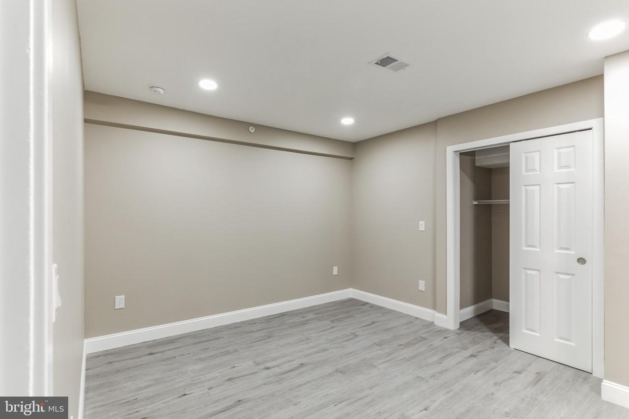 314 Madison St Apt 205 - Photo 4 of 8