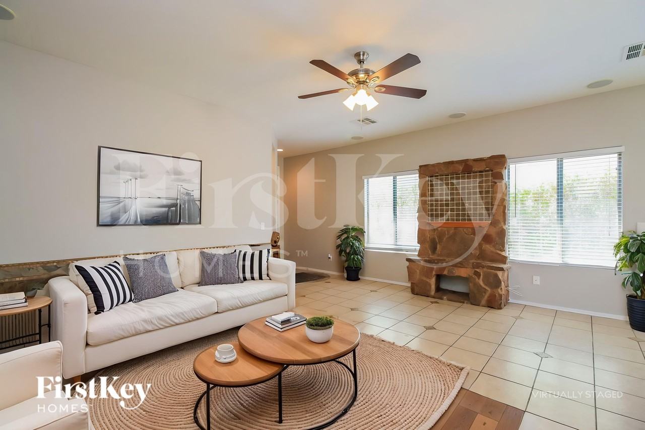 29252 N Sunquest Dr - Photo 4 of 18