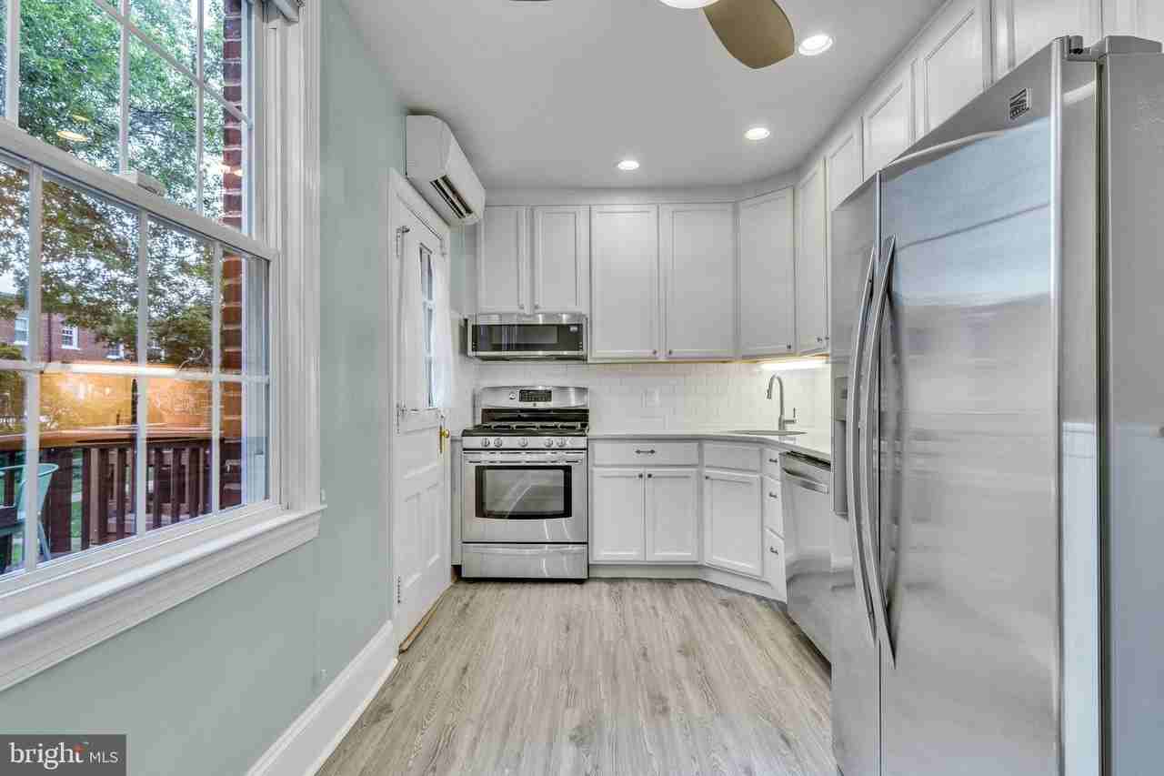 2600 16th St S Apt 713 - Photo 6 of 23