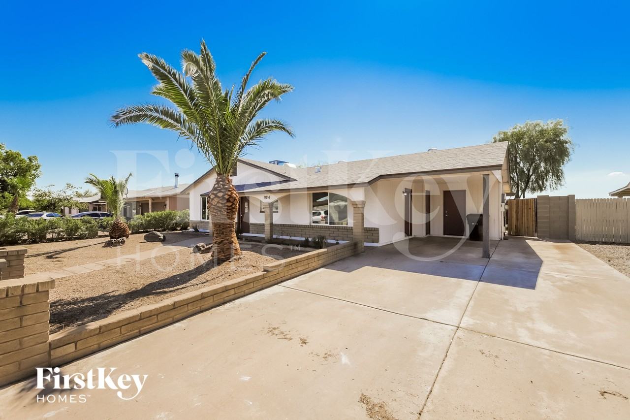 9914 N 73rd Ave - Photo 2 of 18