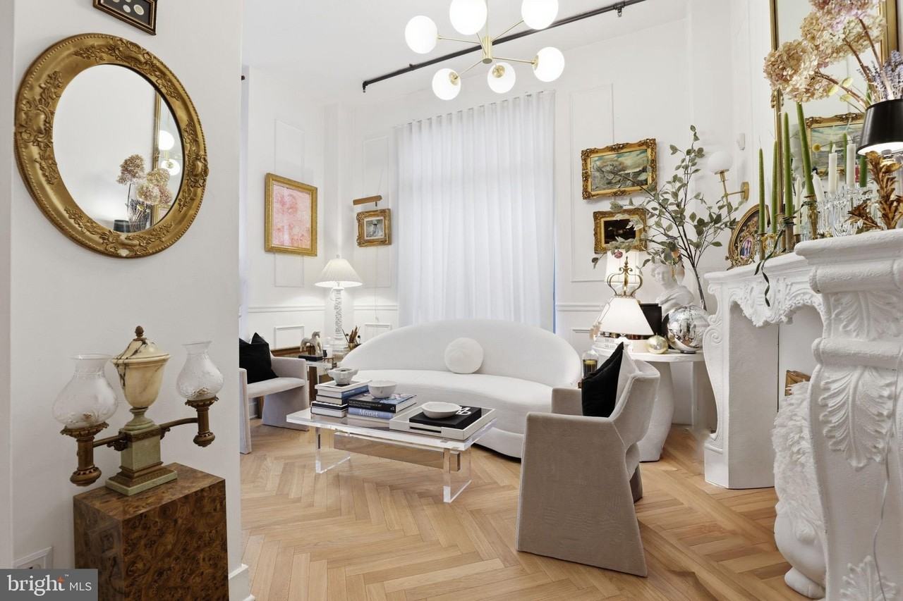 520 John Carlyle St Unit 408 - Photo 2 of 37