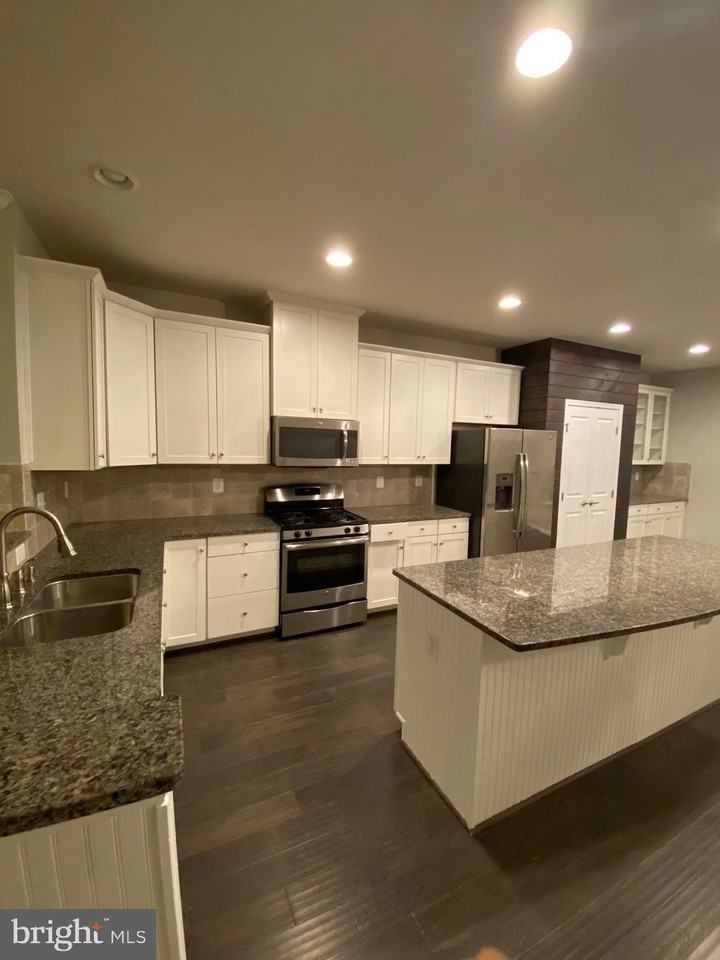 129 Hornbeam Dr - Photo 2 of 25