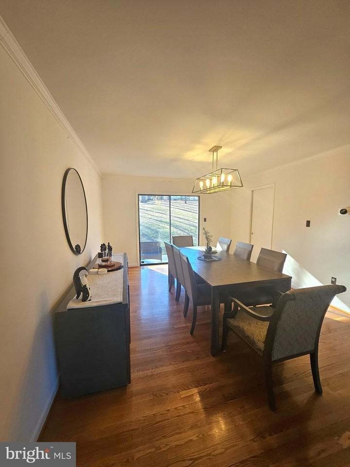 6807 Winter Ln - Photo 6 of 16