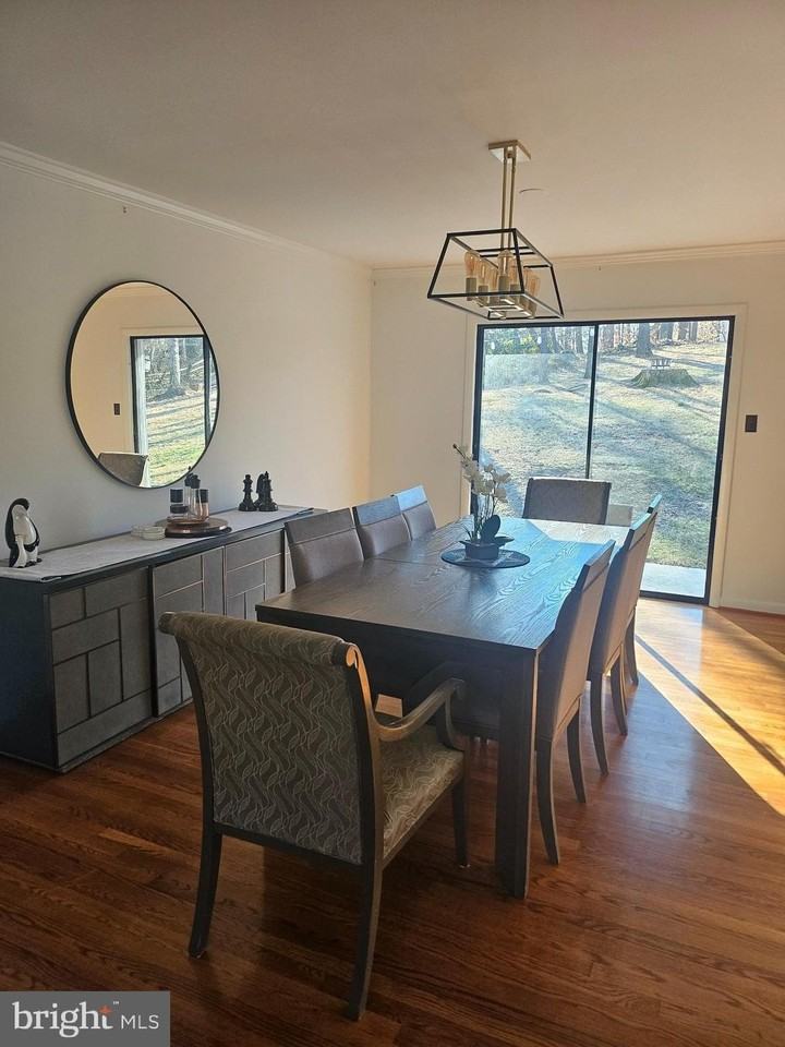 6807 Winter Ln - Photo 7 of 16