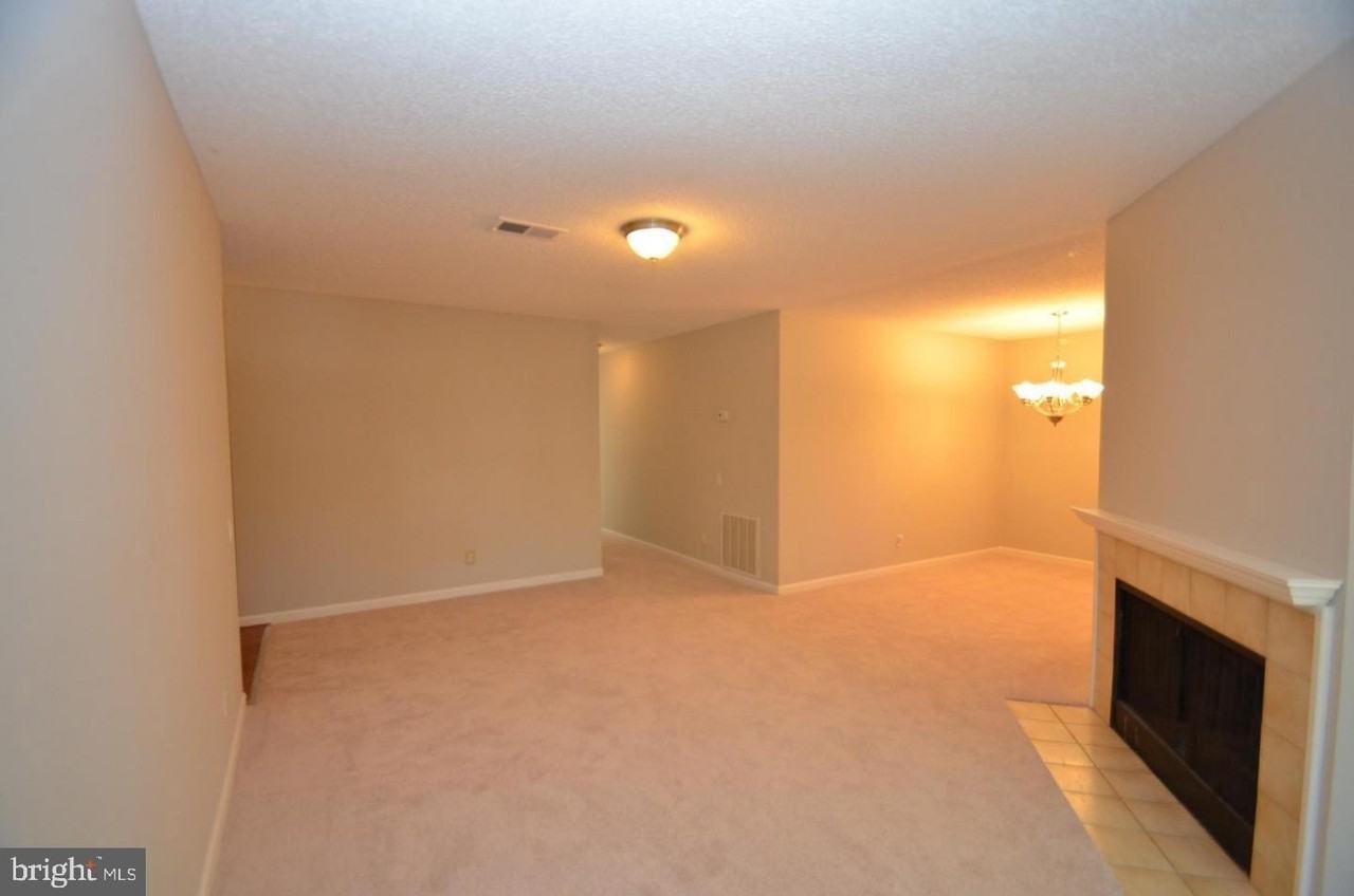 3907 Golf Tee Ct Apt 201 - Photo 5 of 12