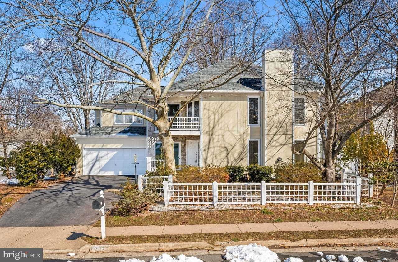 47672 Pennrun Way - Photo 2 of 50