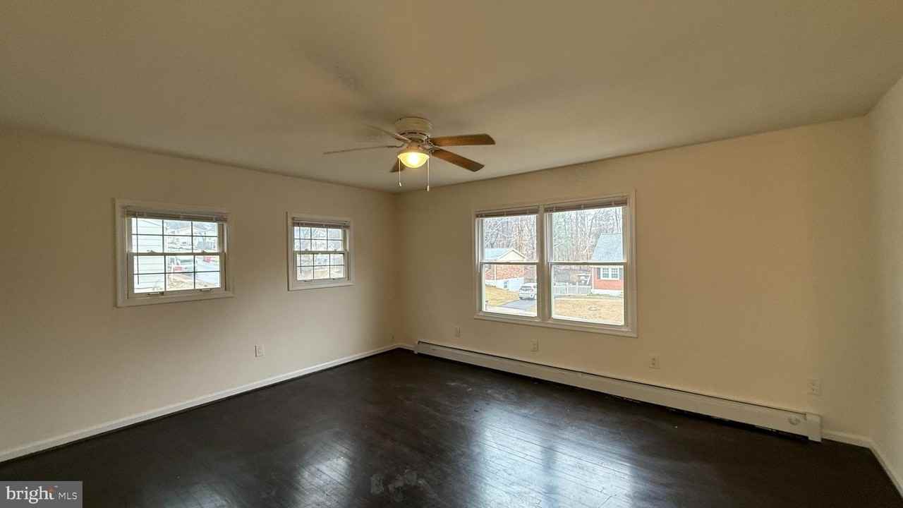 3914 Findley Rd - Photo 4 of 13