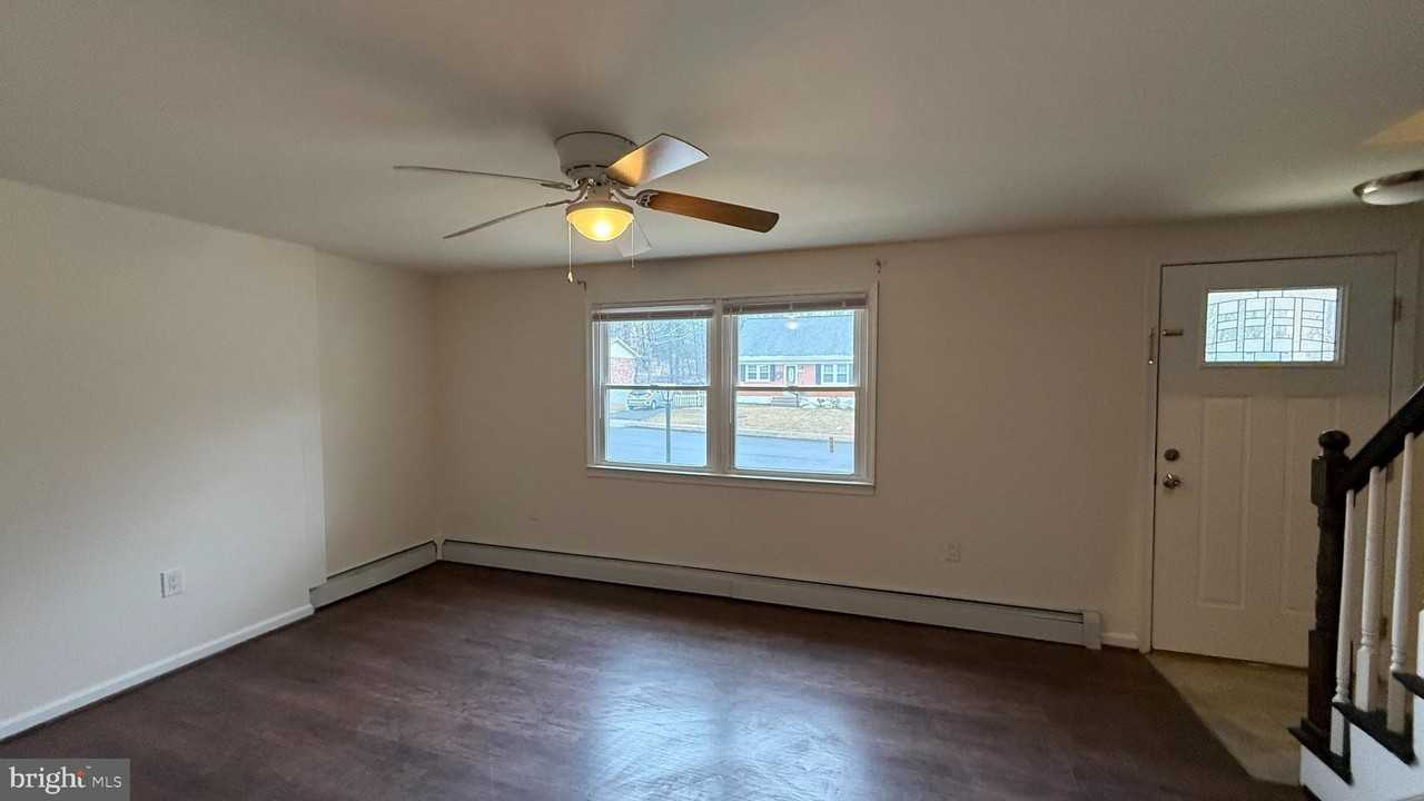 3914 Findley Rd - Photo 5 of 13