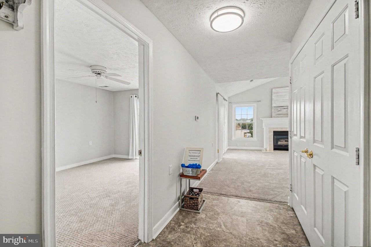 11154 Summers Cv Unit 1l - Photo 4 of 21