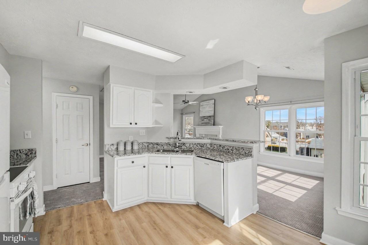 11154 Summers Cv Unit 1l - Photo 5 of 21