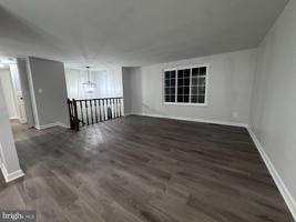 featured image of 76 Devonne Dr