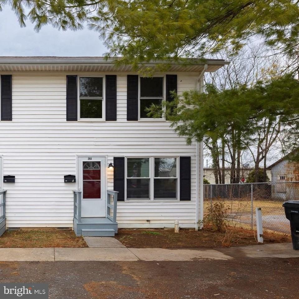 26 Jackson Ave Apt A #Apt A