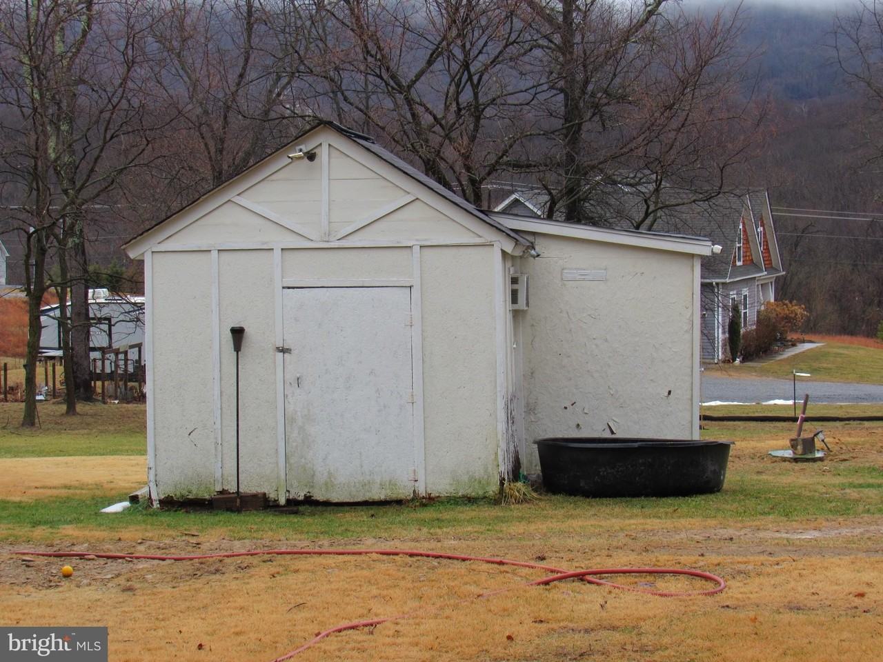 286 MISSION Road N unit: House - Photo 3 of 11