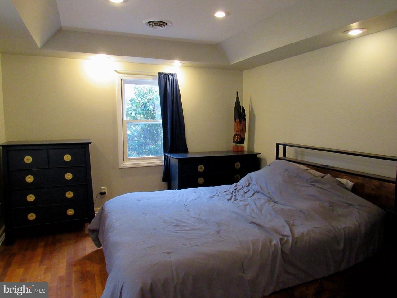 286 MISSION Road N unit: House - Photo 7 of 11