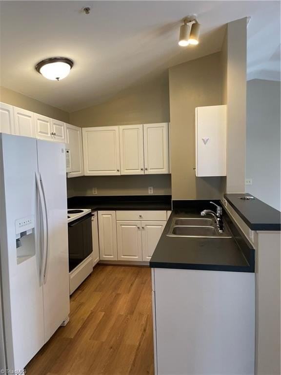 3709 Morris Farm Dr - Photo 4 of 7