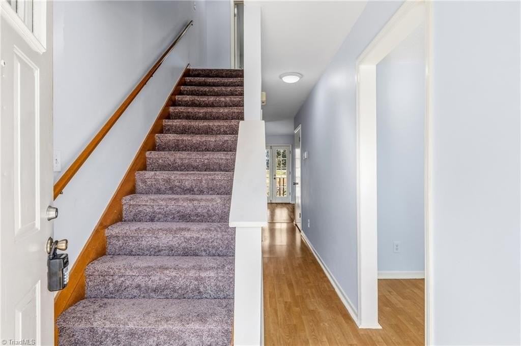 327 Mar Don Hills Ct - Photo 2 of 27