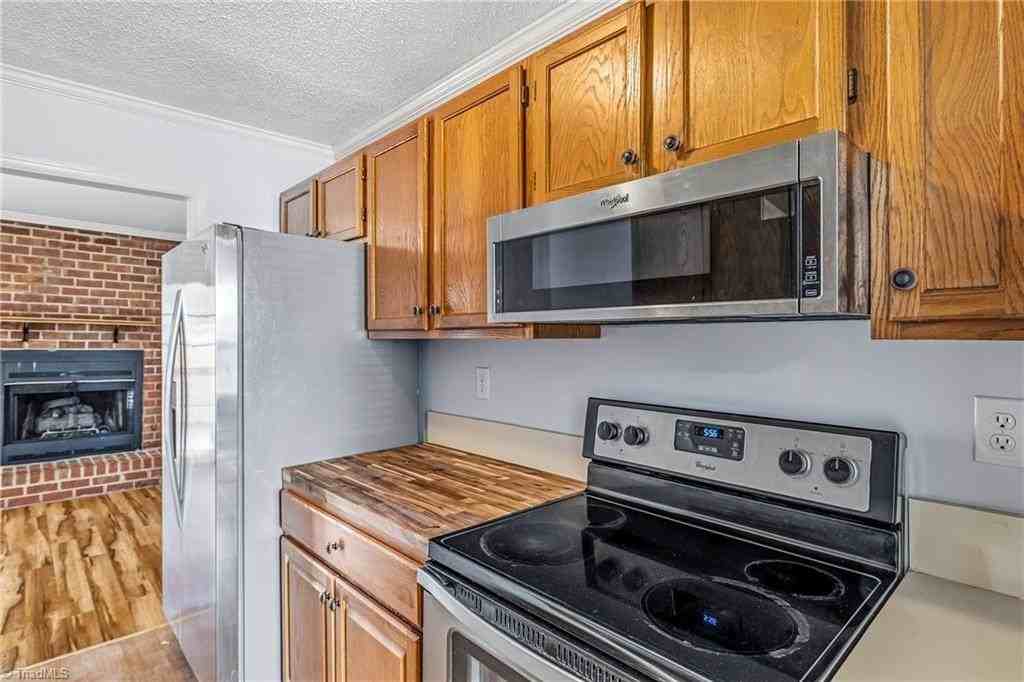 327 Mar Don Hills Ct - Photo 6 of 27